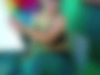 SaveTheBea's Live Sex Cam Show