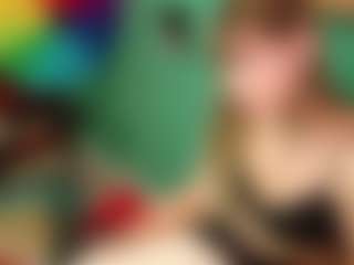 SaveTheBea's Live Sex Cam Show