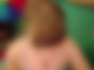SaveTheBea's Live Sex Cam Show