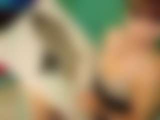 Live cam show with SaveTheBea - Control on Soda Cam