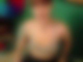 Live cam show with SaveTheBea - White Curvy on Soda Cam | united states