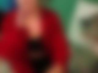 SaveTheBea's Live Sex Cam Show