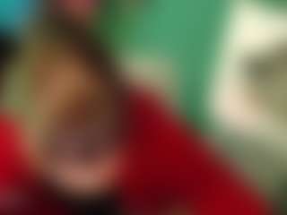 SaveTheBea's Live Sex Cam Show