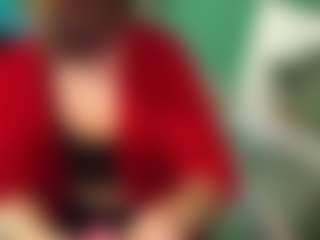 SaveTheBea's Live Sex Cam Show