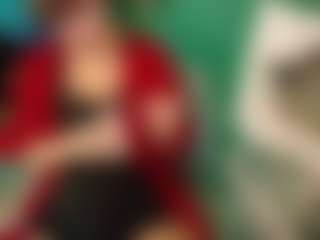 SaveTheBea's Live Sex Cam Show