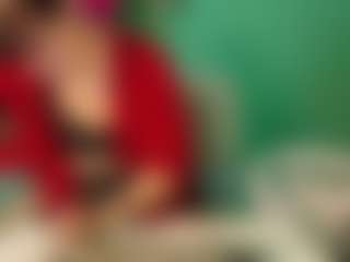 SaveTheBea's Live Sex Cam Show