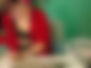 SaveTheBea's Live Sex Cam Show