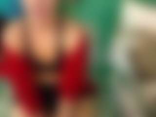 SaveTheBea's Live Sex Cam Show