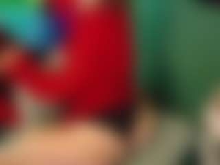 SaveTheBea's Live Sex Cam Show