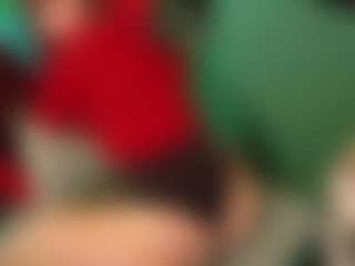 SaveTheBea's Live Sex Cam Show