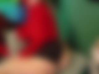 SaveTheBea's Live Sex Cam Show