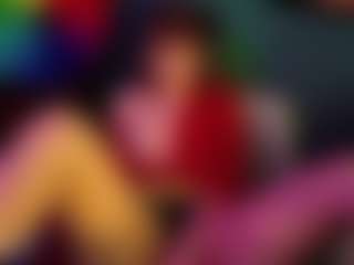 SaveTheBea's Live Sex Cam Show