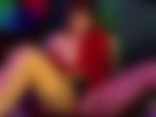 SaveTheBea's Live Sex Cam Show