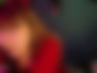 SaveTheBea's Live Sex Cam Show