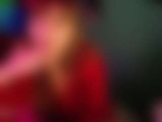 SaveTheBea's Live Sex Cam Show