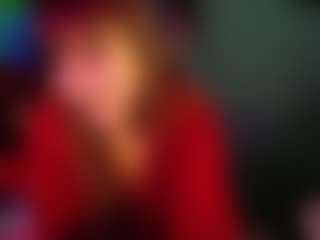 SaveTheBea's Live Sex Cam Show