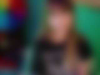SaveTheBea's Live Sex Cam Show