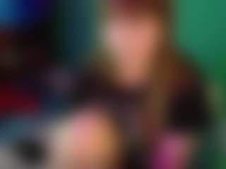 SaveTheBea's Live Sex Cam Show