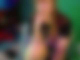 SaveTheBea's Live Sex Cam Show