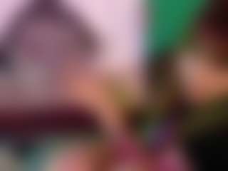 SaveTheBea's Live Sex Cam Show