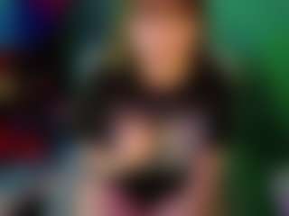 SaveTheBea's Live Sex Cam Show