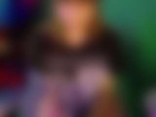 SaveTheBea's Live Sex Cam Show