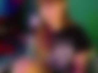 SaveTheBea's Live Sex Cam Show
