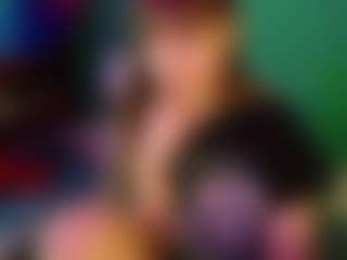 SaveTheBea's Live Sex Cam Show
