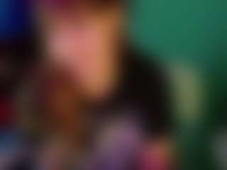 SaveTheBea's Live Sex Cam Show