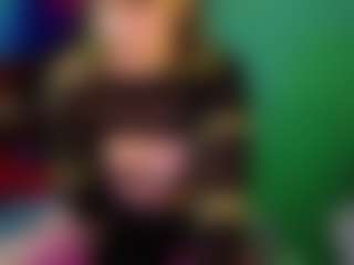 SaveTheBea's Live Sex Cam Show