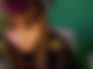 SaveTheBea's Live Sex Cam Show