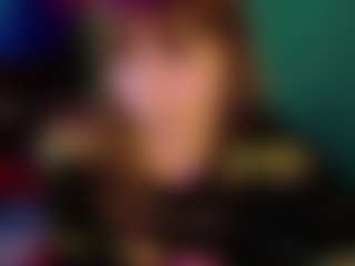 SaveTheBea's Live Sex Cam Show