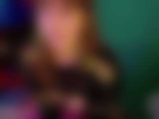 SaveTheBea's Live Sex Cam Show