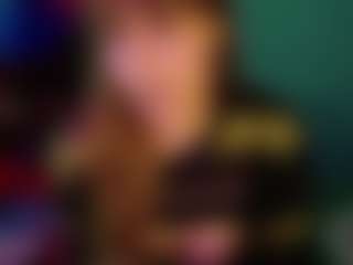SaveTheBea's Live Sex Cam Show