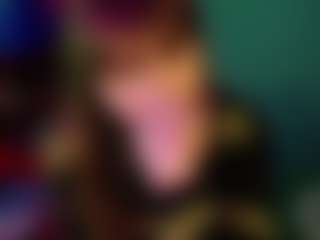 SaveTheBea's Live Sex Cam Show