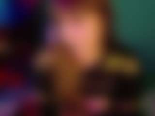 SaveTheBea's Live Sex Cam Show