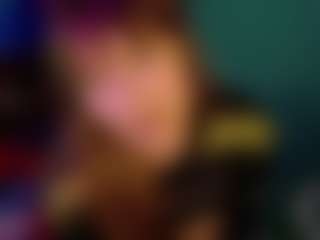 SaveTheBea's Live Sex Cam Show
