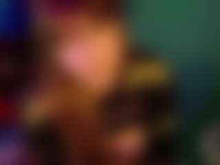 SaveTheBea's Live Sex Cam Show