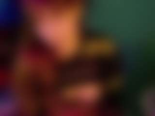 SaveTheBea's Live Sex Cam Show