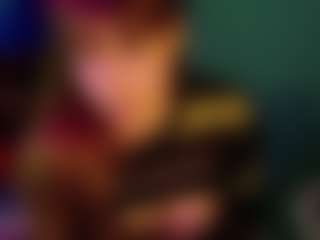 SaveTheBea's Live Sex Cam Show