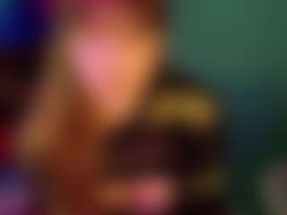 SaveTheBea's Live Sex Cam Show