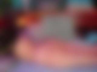 SaveTheBea's Live Sex Cam Show
