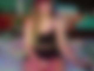 SaveTheBea's Live Sex Cam Show