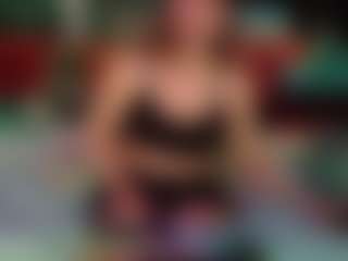 SaveTheBea's Live Sex Cam Show