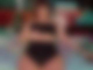 SaveTheBea's Live Sex Cam Show