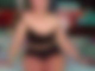 SaveTheBea's Live Sex Cam Show