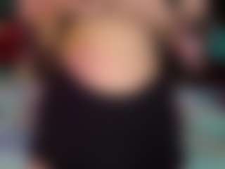 SaveTheBea's Live Sex Cam Show