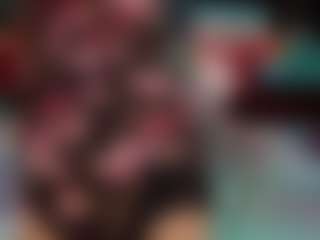 SaveTheBea's Live Sex Cam Show