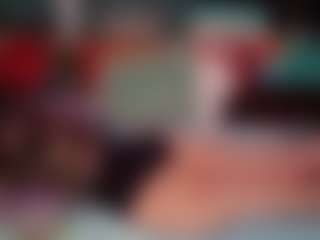 SaveTheBea's Live Sex Cam Show