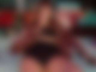 SaveTheBea's Live Sex Cam Show